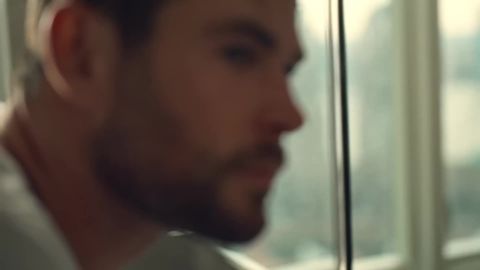 Chris Hemsworth for the New BOSS Bottled Eau de Parfum, 00:05