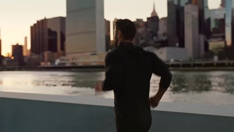 Chris Hemsworth for the New BOSS Bottled Eau de Parfum, 00:24