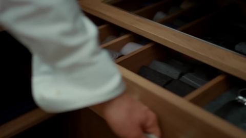 Chris Hemsworth for the New BOSS Bottled Eau de Parfum, 00:26
