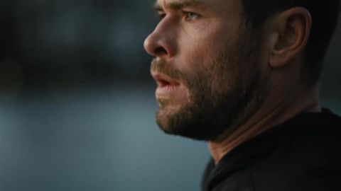 Chris Hemsworth for the New BOSS Bottled Eau de Parfum, 00:36