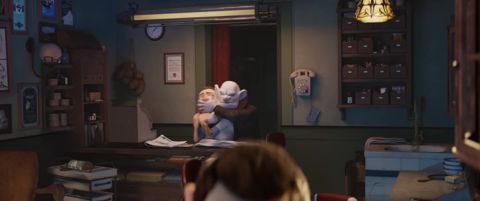Agent 327: Operation Barbershop, 01:15