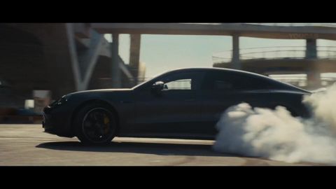 BRAD PITT x Mercedes-AMG GT 4-Door Coupé, 00:24