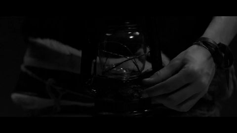 Woodkid - Iron (Official Video), 00:33