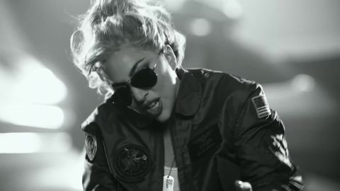 Lady Gaga - Hold My Hand (From “Top Gun: Maverick”) [Official Music Video], 01:43