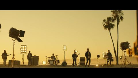 OneRepublic - I Ain’t Worried (From “Top Gun: Maverick”) [Official Music Video], 00:00