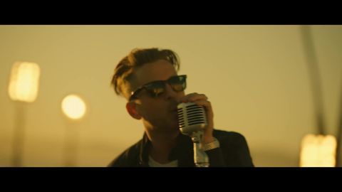 OneRepublic - I Ain’t Worried (From “Top Gun: Maverick”) [Official Music Video], 00:01