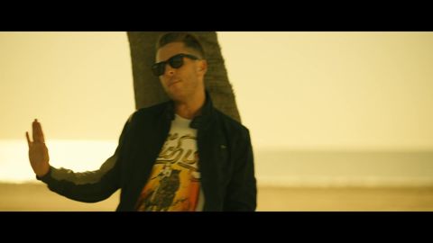 OneRepublic - I Ain’t Worried (From “Top Gun: Maverick”) [Official Music Video], 00:14