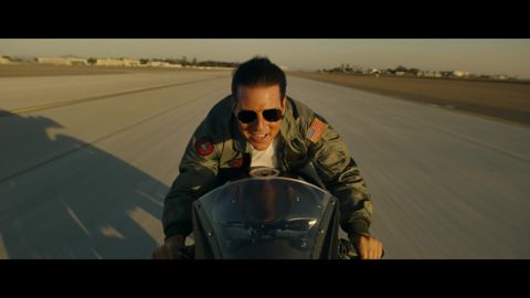 OneRepublic - I Ain’t Worried (From “Top Gun: Maverick”) [Official Music Video], 00:16