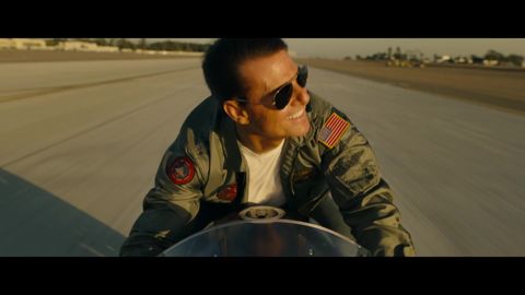 OneRepublic - I Ain’t Worried (From “Top Gun: Maverick”) [Official Music Video], 00:19
