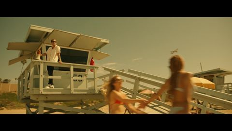 OneRepublic - I Ain’t Worried (From “Top Gun: Maverick”) [Official Music Video], 01:12