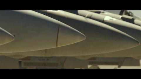 OneRepublic - I Ain’t Worried (From “Top Gun: Maverick”) [Official Music Video], 01:18