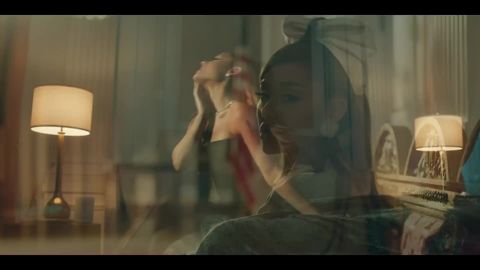 Ariana Grande - positions (official video), 02:20