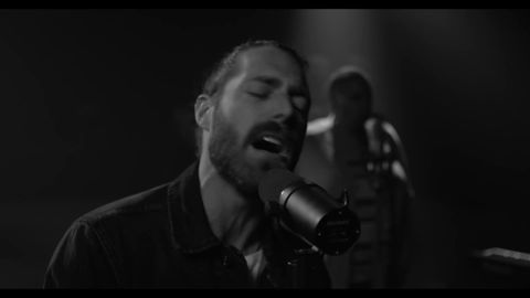 Jonathan Roy - Keeping Me Alive (Live Acoustic Performance), 02:51