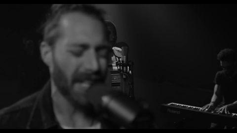 Jonathan Roy - Keeping Me Alive (Live Acoustic Performance), 03:05