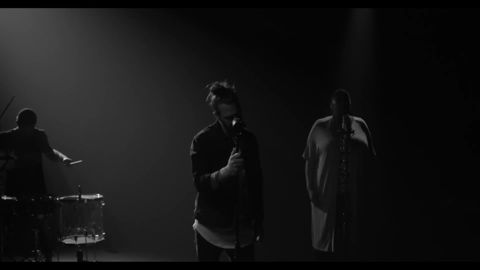 Jonathan Roy - Keeping Me Alive (Live Acoustic Performance), 03:58