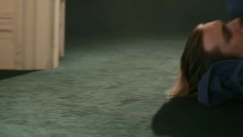 AWOLNATION - Sail (Official Music Video), 02:22