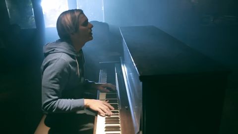 AWOLNATION - Sail (Official Music Video), 02:46