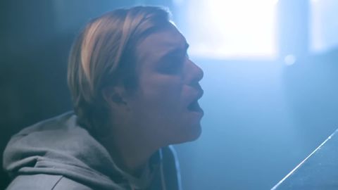 AWOLNATION - Sail (Official Music Video), 02:55