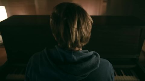 AWOLNATION - Sail (Official Music Video), 02:58